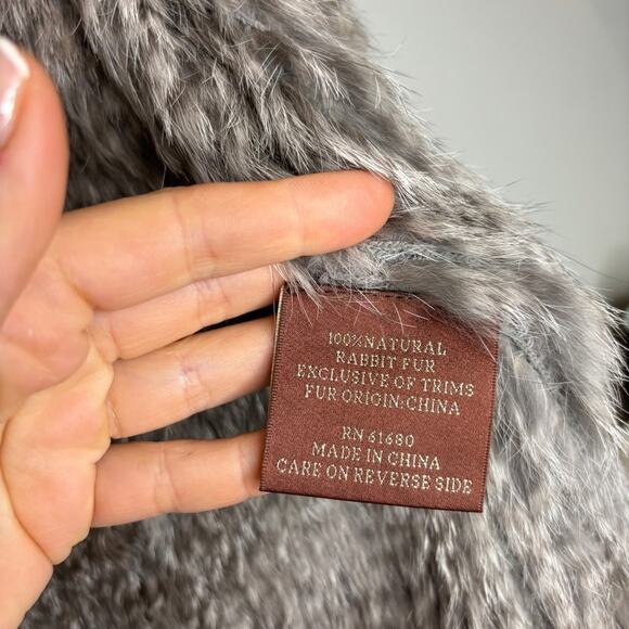 525 America Luxe Rabbit Fur Vest - Picture 7 of 7